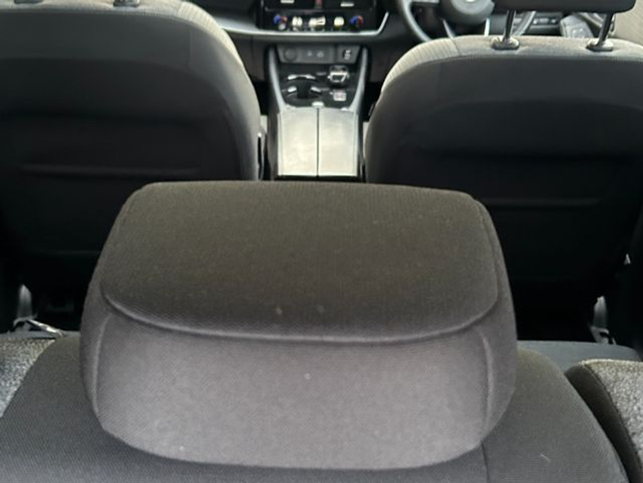 2023 Nissan X-Trail - image 11