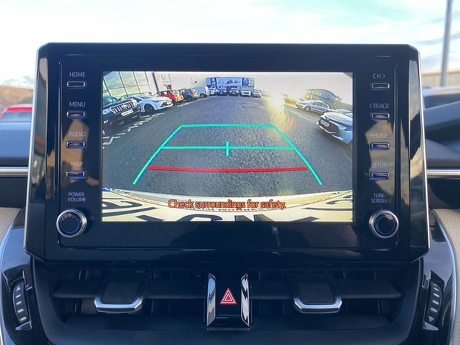 2019 Toyota Corolla LUNA SPORT SALOON €22,495