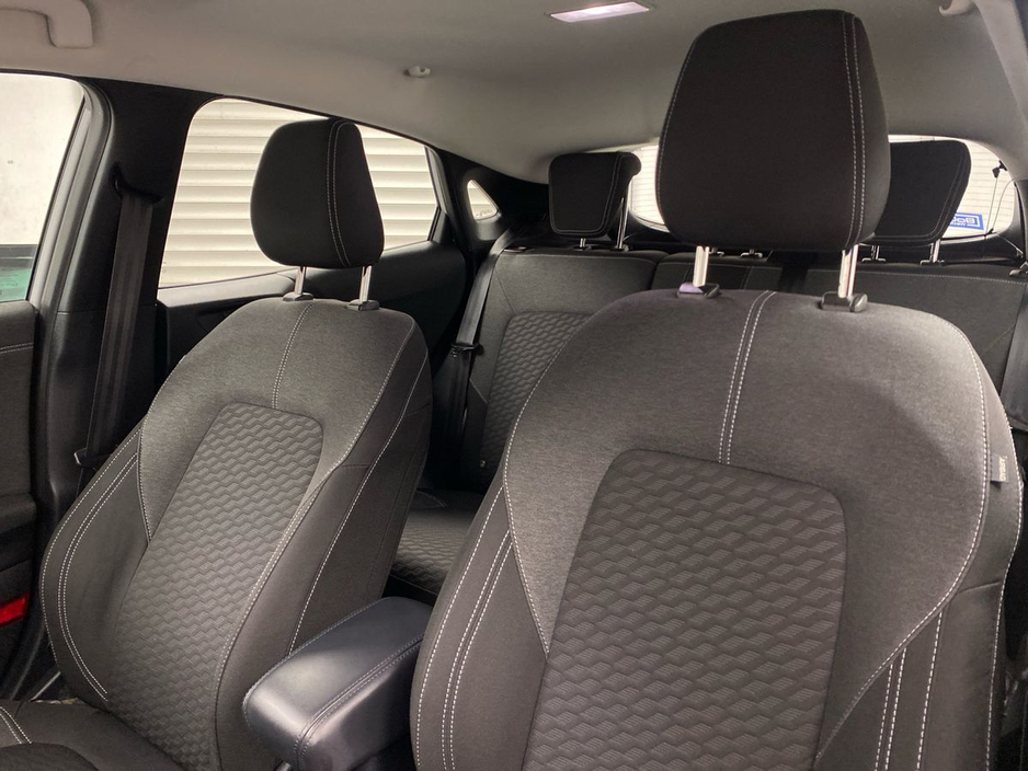 2023 Ford Puma - image 14