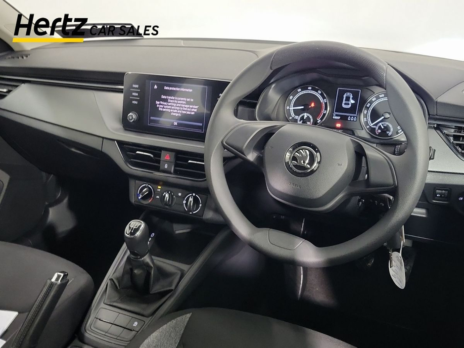 2024 Skoda Scala - image 12