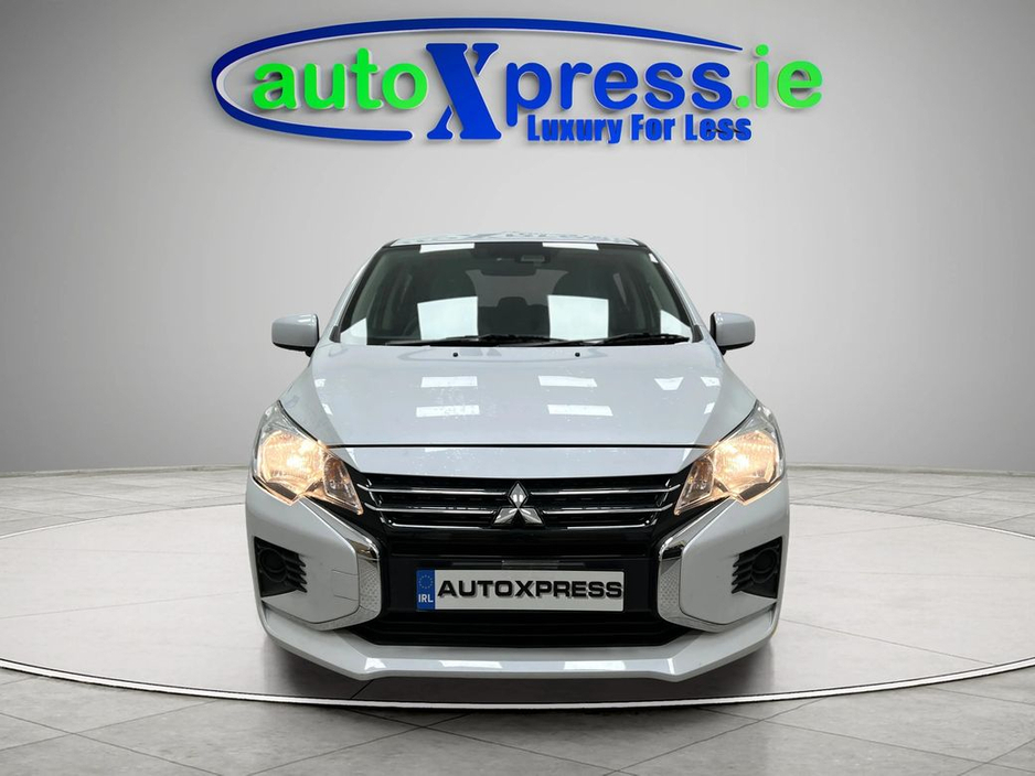 2020 Mitsubishi Mirage - image 3