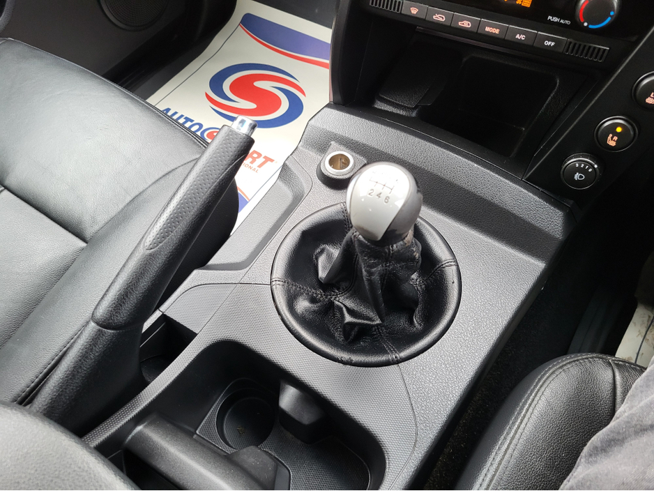 2015 Ssangyong Korando - image 22