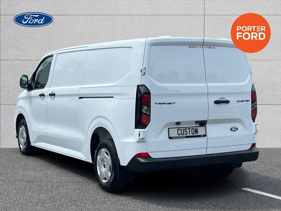 2026 Ford Transit Custom - image 3