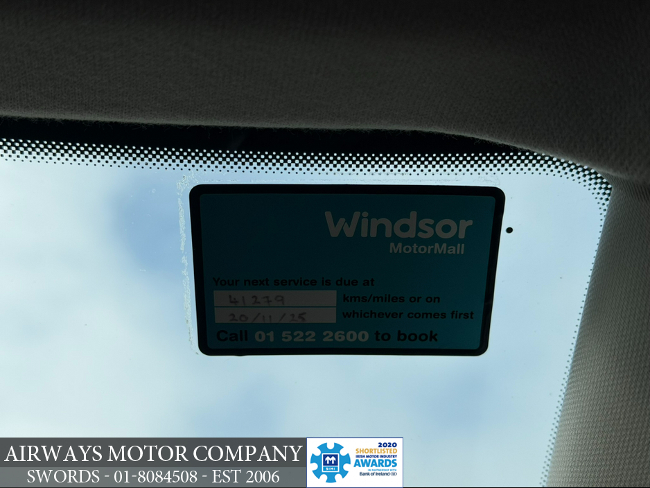 2021 Renault Clio ICONIC 1.0T MANUAL - LOW KMS €14,995