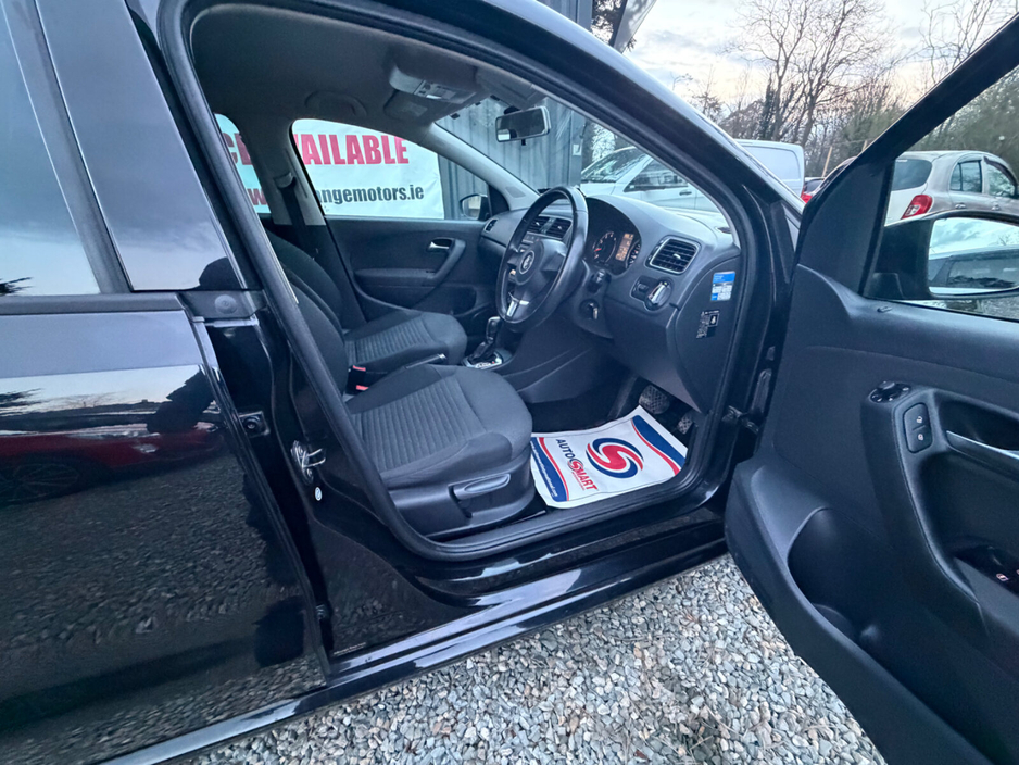 2013 Volkswagen Polo - image 11