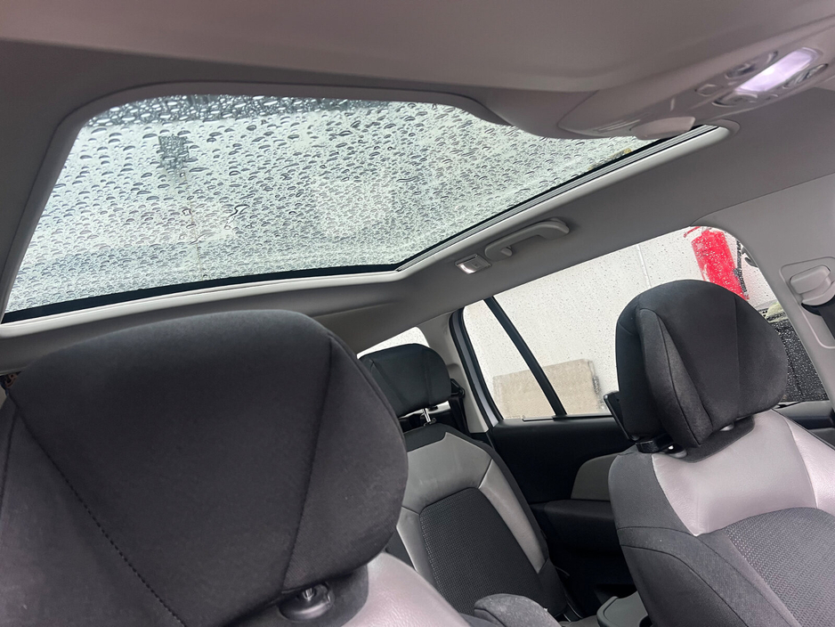 2016 Citroen Grand C4 Picasso BlueHDi 150 6-speed manual Exclusive+ €8,750