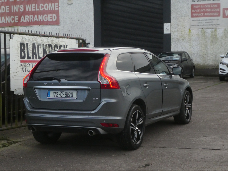 2017 Volvo XC60 2.4D D5 R-DESIGN LUXURY NAV AWD