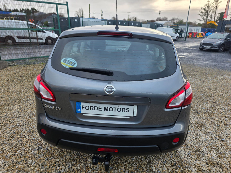 2011 Nissan Qashqai 1.6 XE ISS €3,500