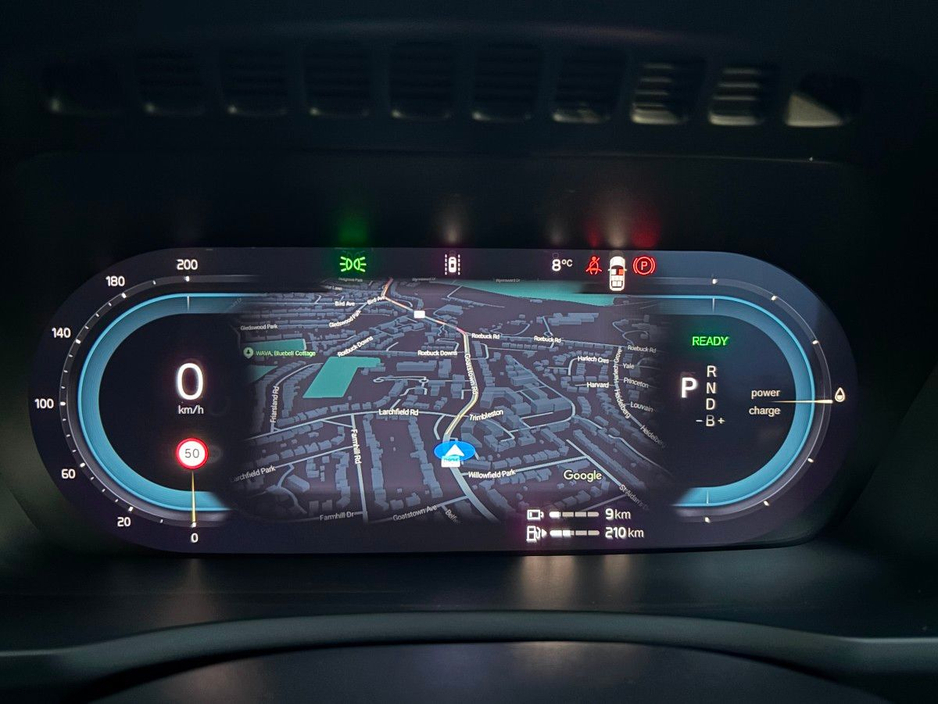 2025 Volvo XC90 - image 16