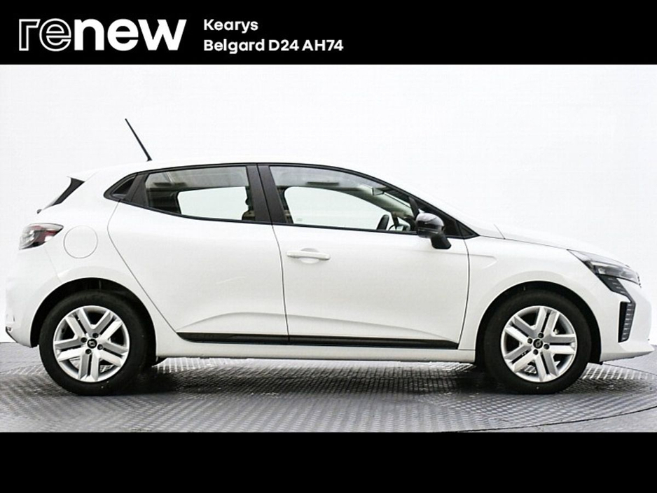 2025 Renault Clio - image 7