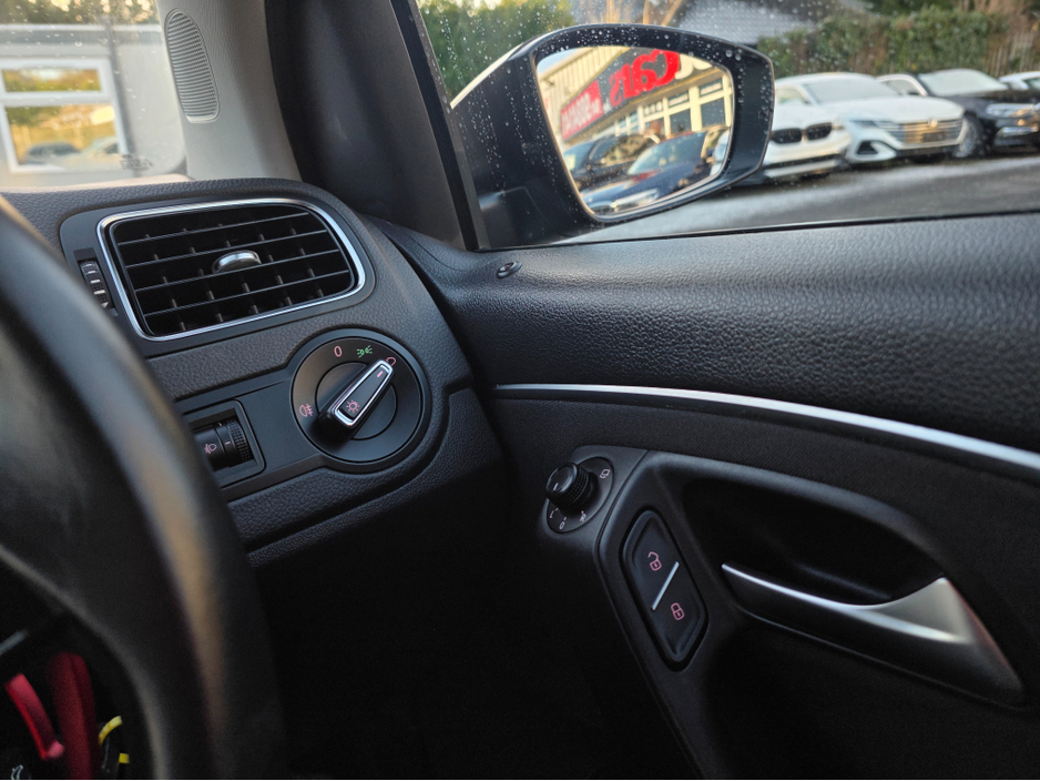 2015 Volkswagen Polo 1.2 TSI COMFORT UPGRADED ALLOYS REV CAMERA ALLOYS LOW TAX €11,750