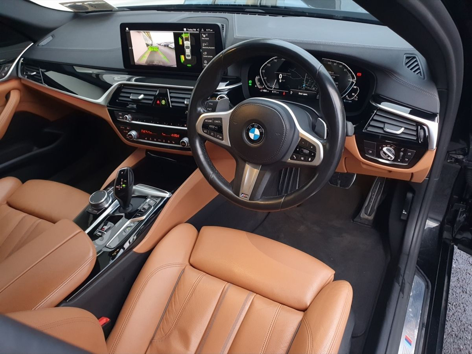 2021 BMW 5 Series 530e M Sport €34,995