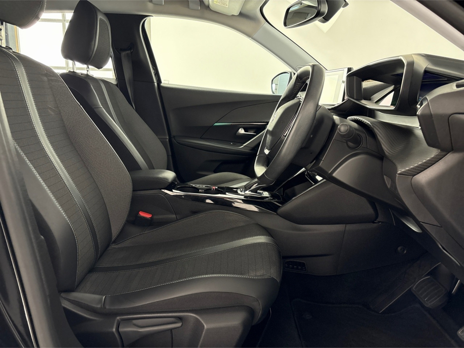 2022 Peugeot 2008 - image 28