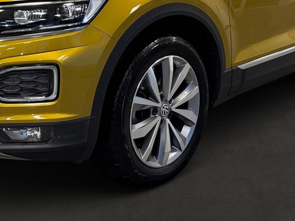 2020 Volkswagen T-Roc - image 10