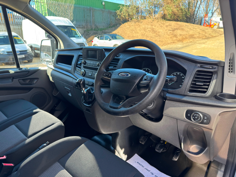 2021 Ford Transit Custom - image 17