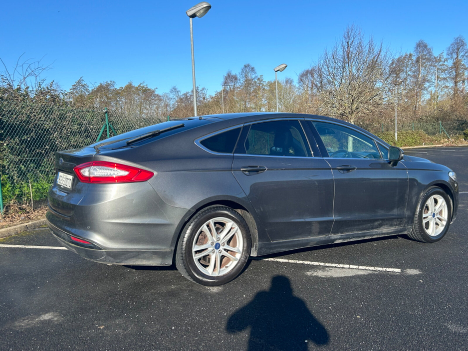 2018 Ford Mondeo - image 5