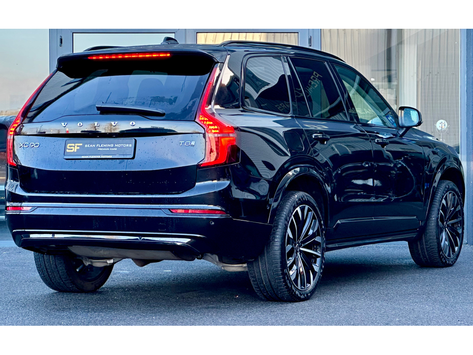 2025 Volvo XC90 + T8 PHEV AWD AUTO PLUS €78,950