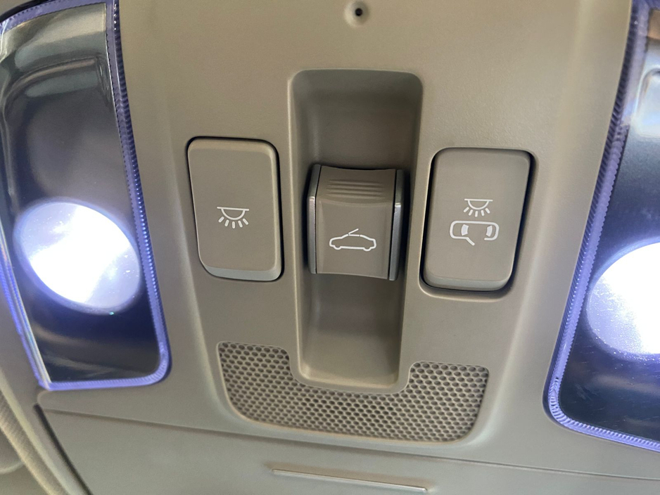 2016 Kia Optima - image 22