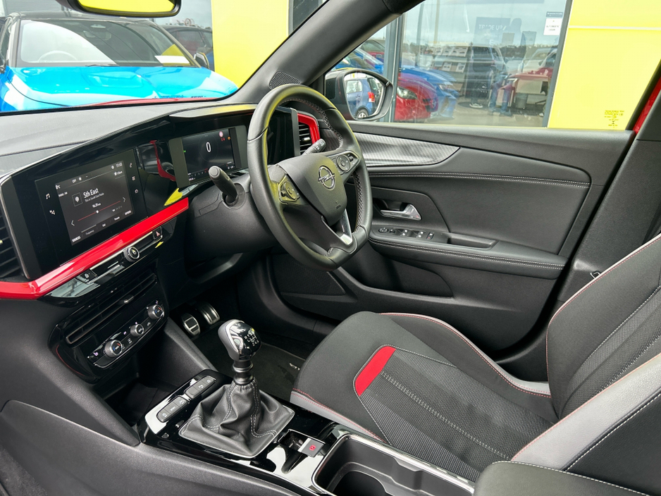 2021 Opel Mokka - image 2