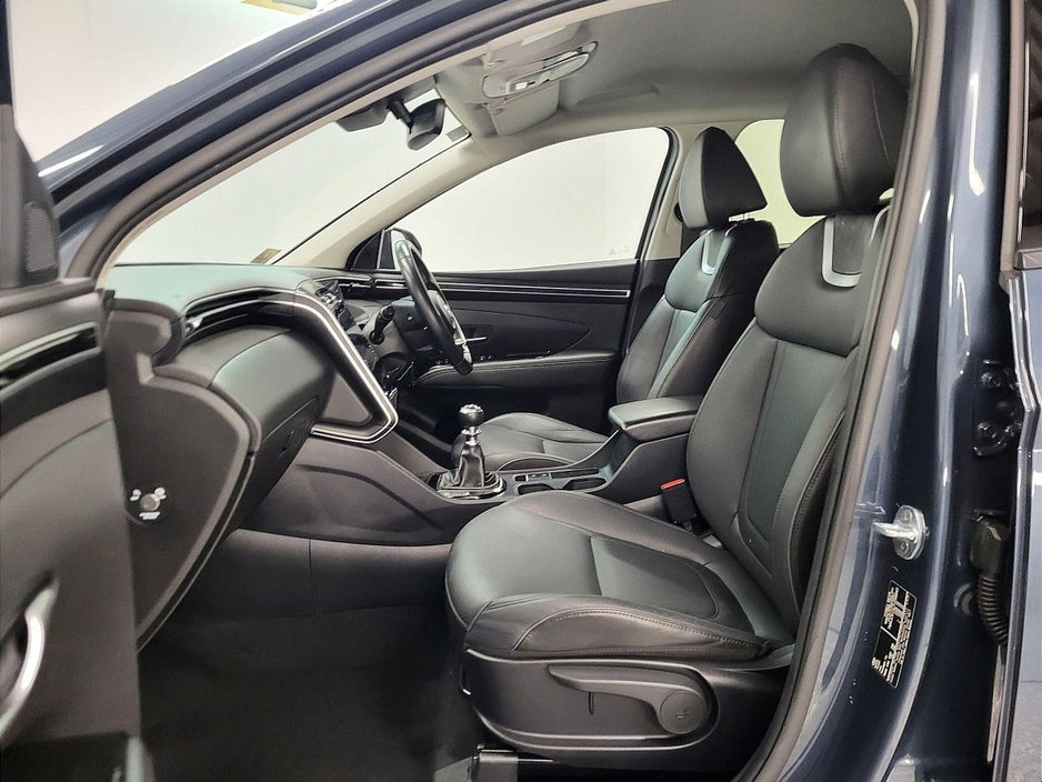 2023 Hyundai Tucson - image 7