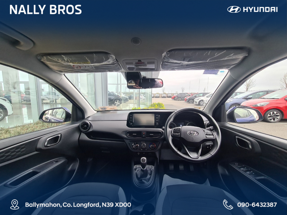 2023 Hyundai i10 - image 8