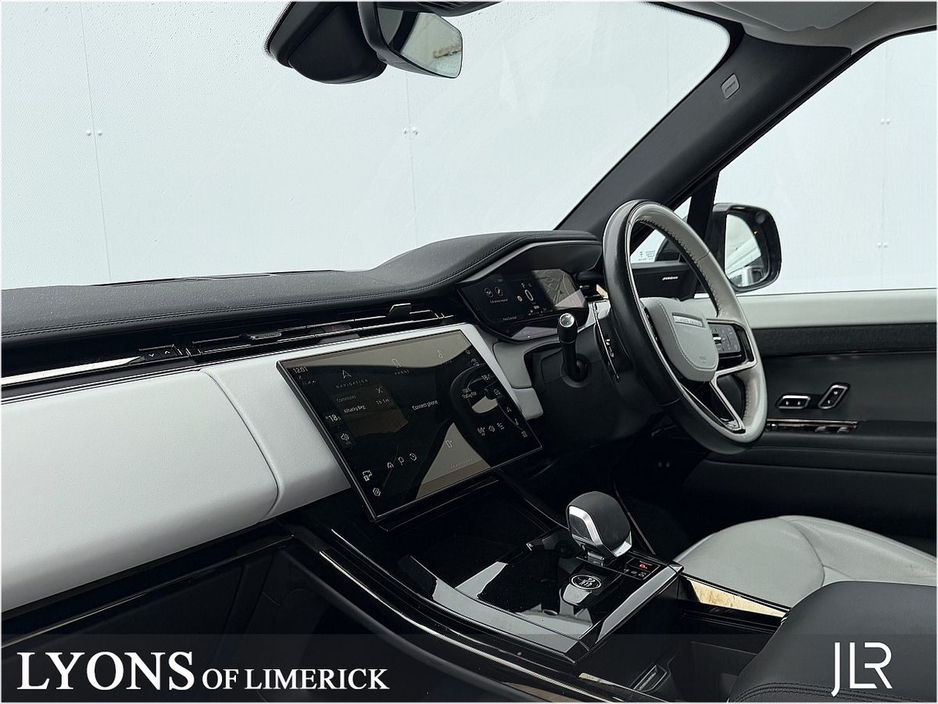 2024 Land Rover Range Rover Sport - image 11