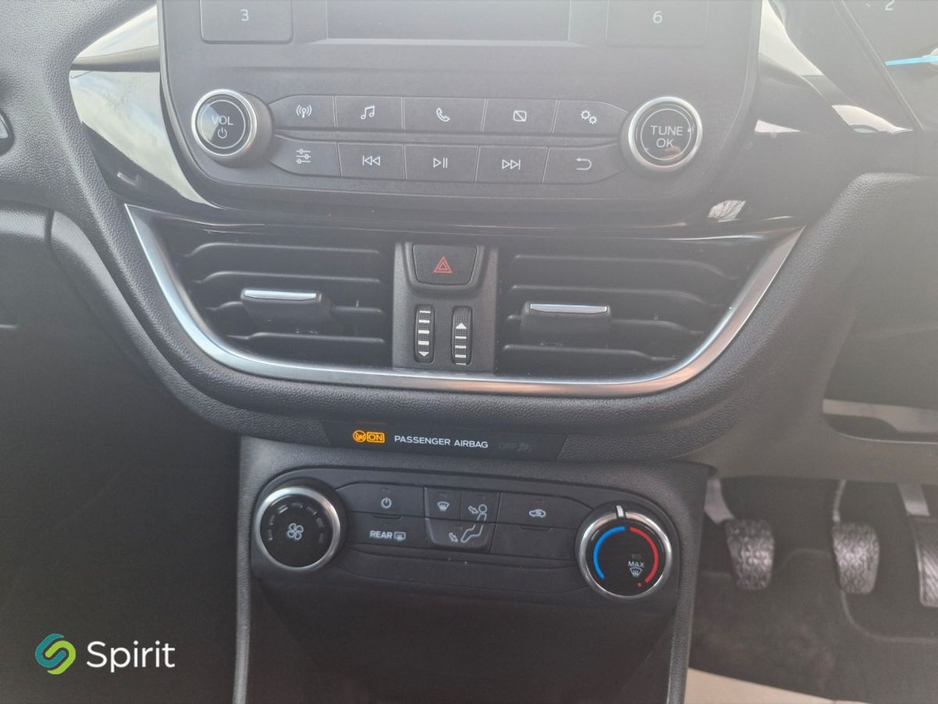 2020 Ford Fiesta - image 16