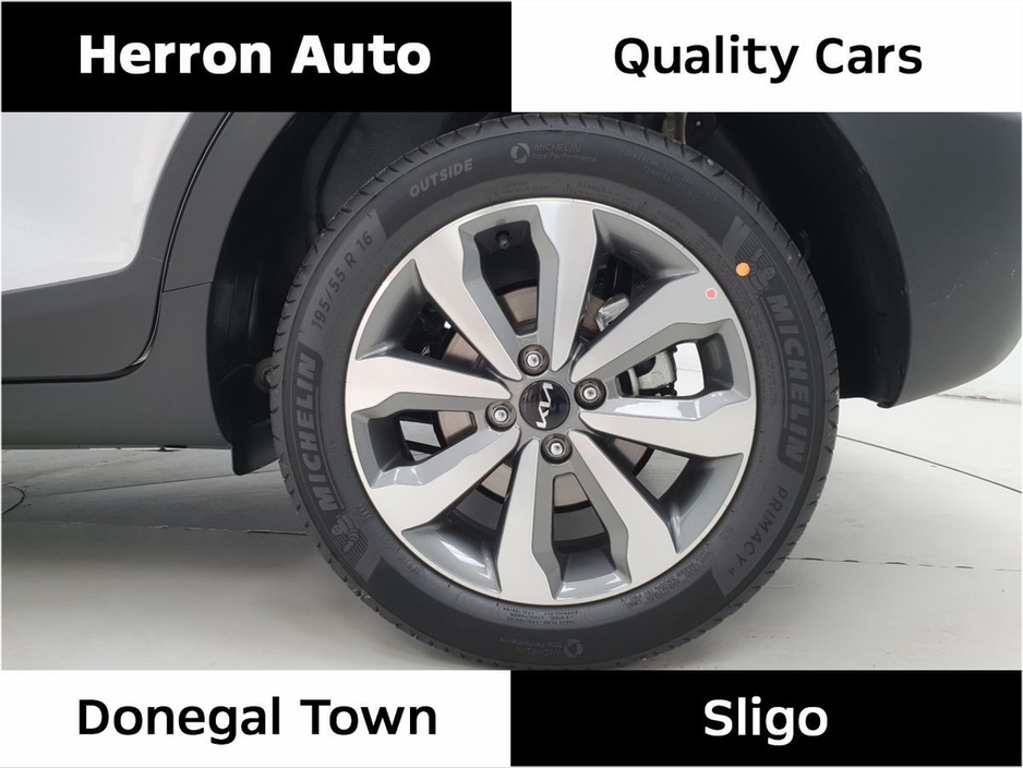 2023 Kia Stonic - image 4