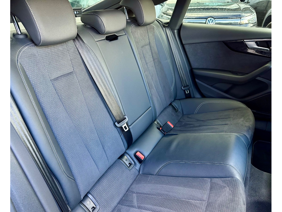 2023 Audi A5 - image 9