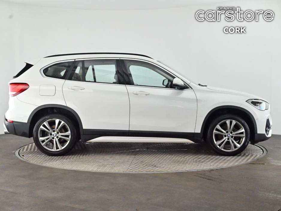 2020 BMW X1 - image 2