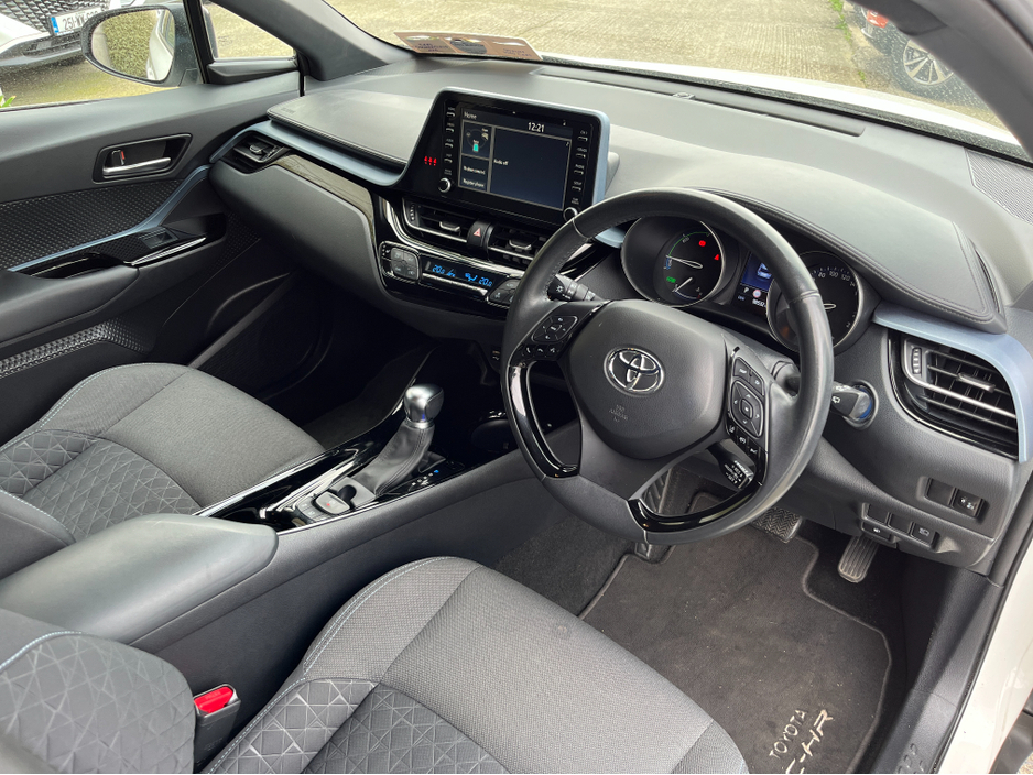 2021 Toyota C-HR - image 14