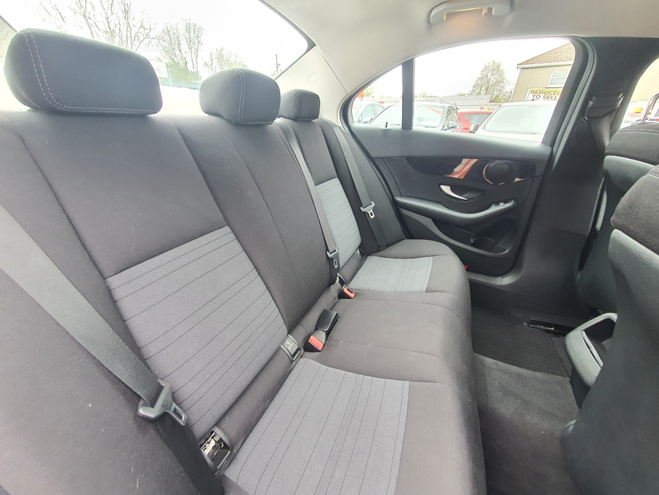 2016 Mercedes-Benz C Class - image 13