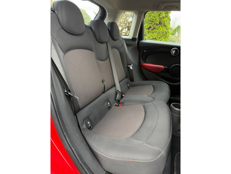 2018 MINI Hatch - image 11