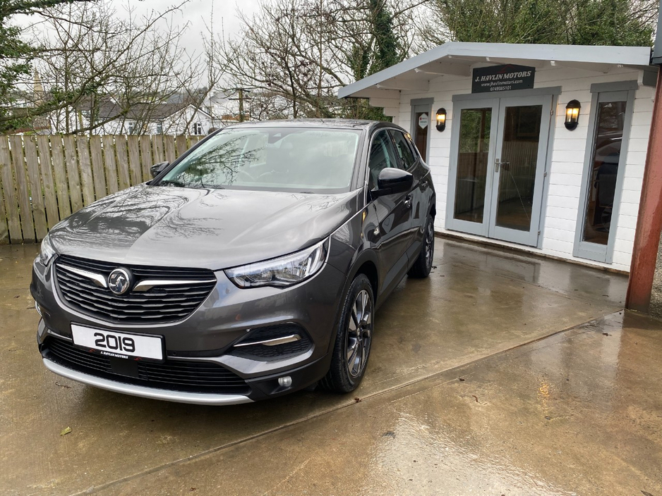 2019 Vauxhall Grandland X - image 22