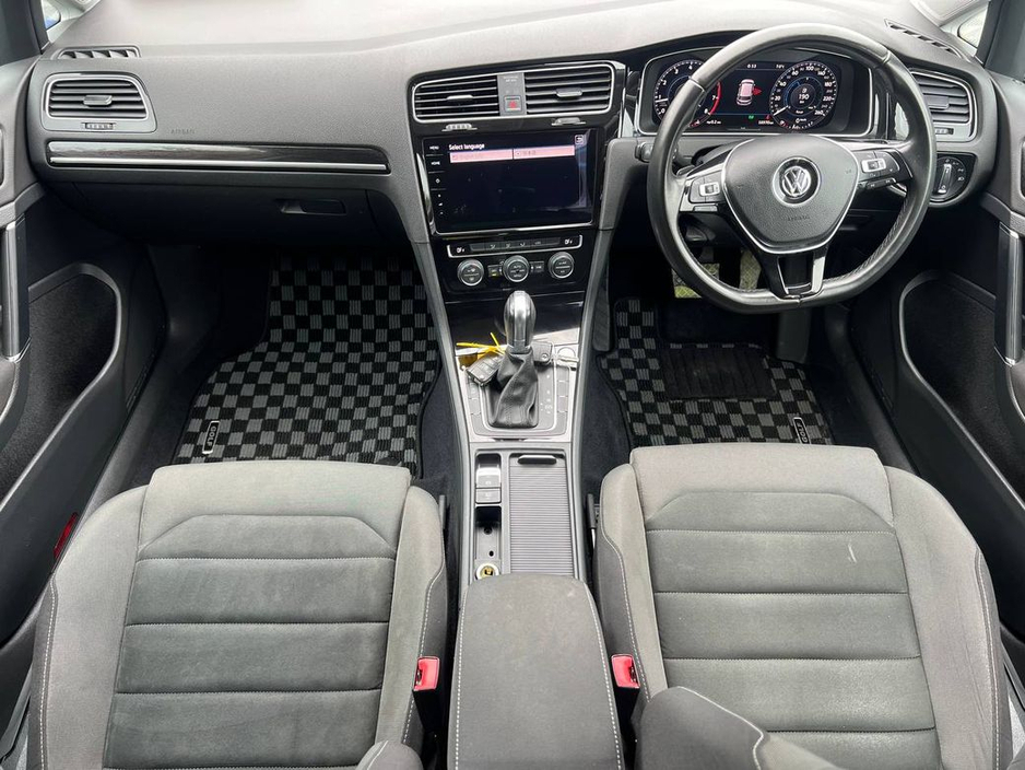 2017 Volkswagen Golf - image 10