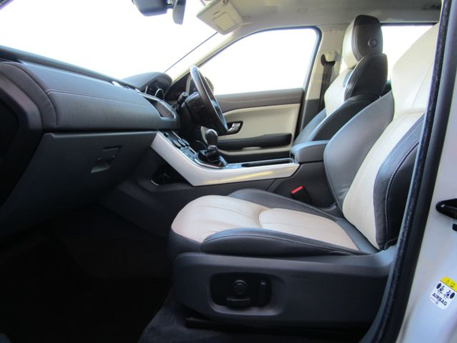 2017 Land Rover Range Rover Evoque - image 12