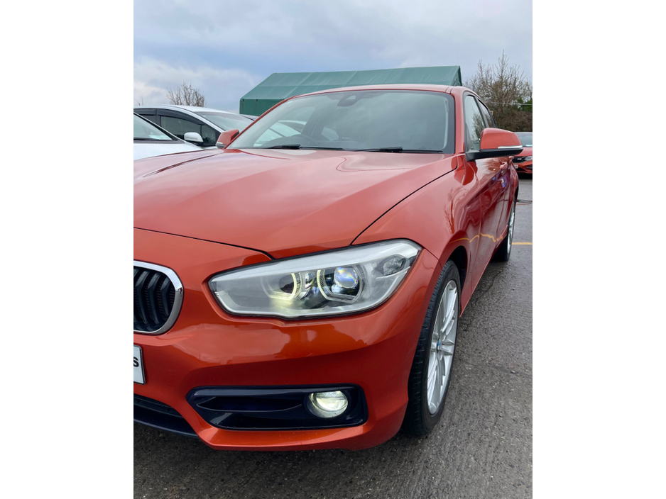 2016 BMW 1 Series - image 8