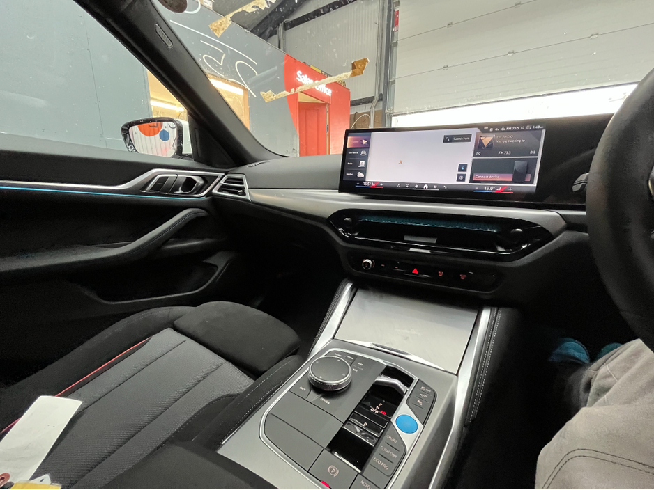 2025 BMW i4 - image 22