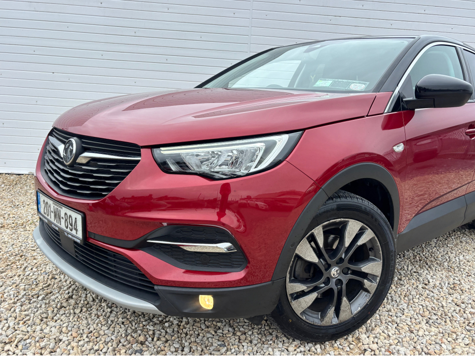 2020 Opel Grandland X - image 15
