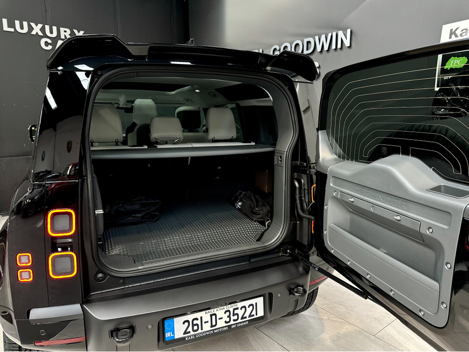 2026 Land Rover Defender - image 10
