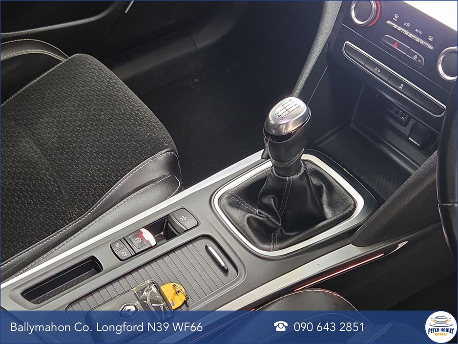 2018 Renault Megane - image 16