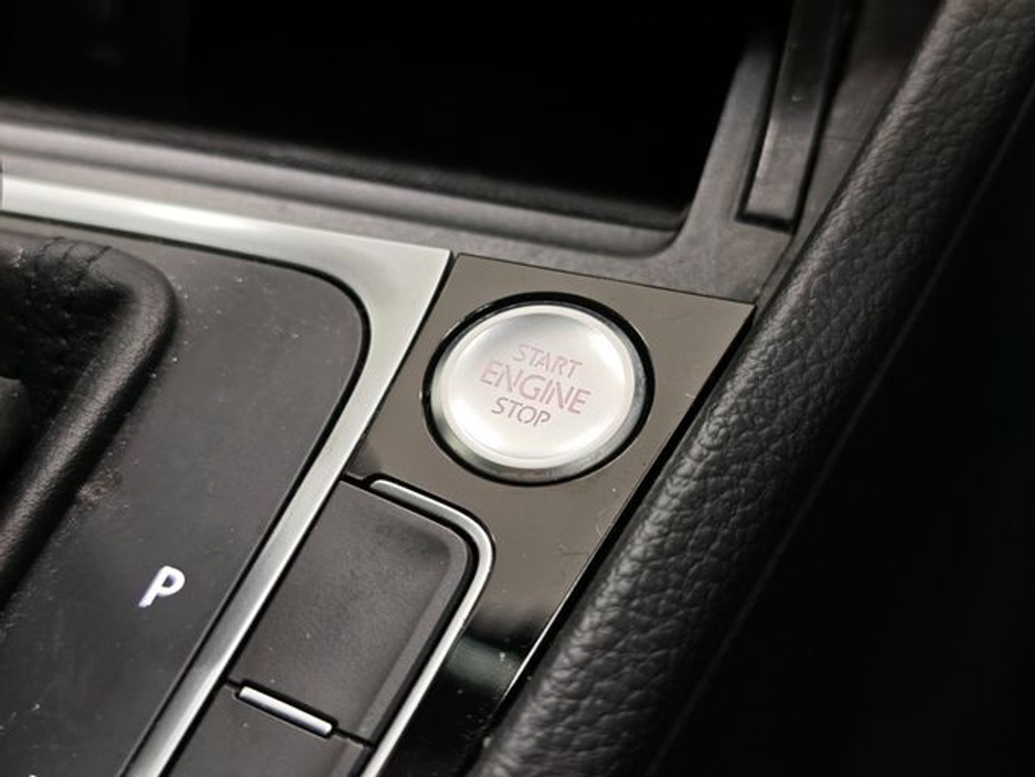 2018 Volkswagen Golf - image 27