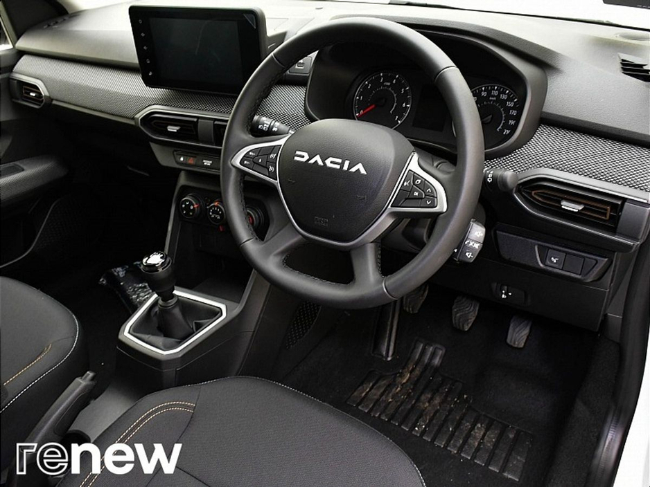 2025 Dacia Sandero Stepway Expression TCe 90 GSR2 €22,900