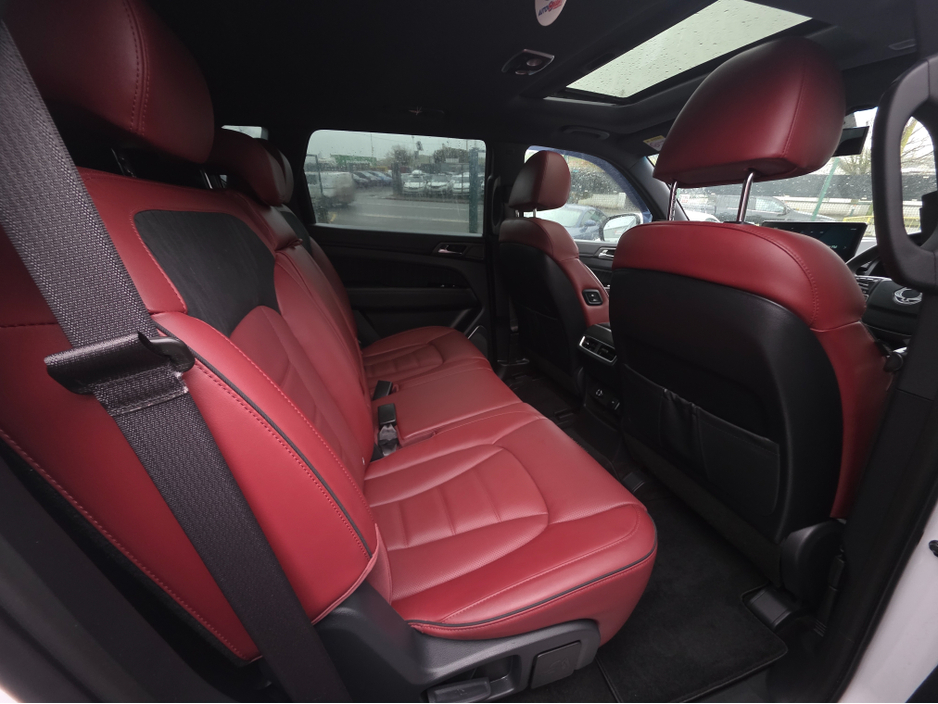 2024 Ssangyong Rexton 2.2 DSL AUTOMATIC 4WD  FULL LEATHER HEATED ELECTRIC SEATS - FULL SPEC TOP RANGE CAR- 360 CAMERA  - SIMI DEALER