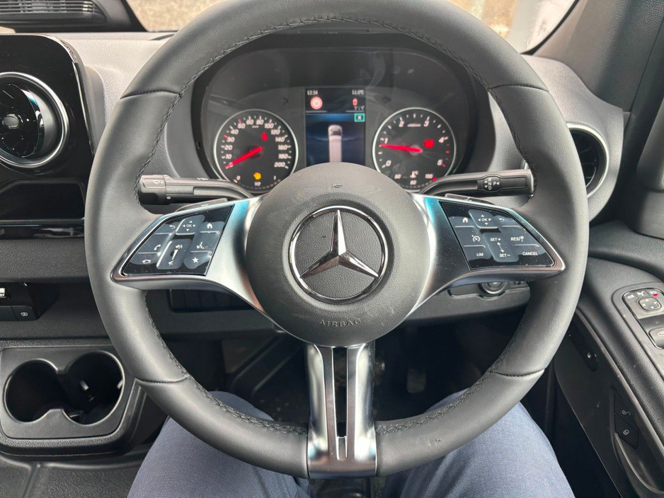 2026 Mercedes-Benz Sprinter - image 8