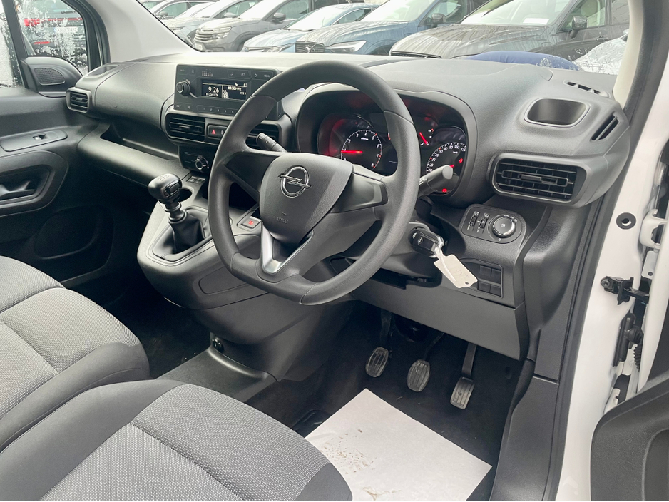 2022 Opel Combo L1H1 1.5 CDTI 100PS DIESEL 6SPEED MANUAL MY22 SWB €13,000