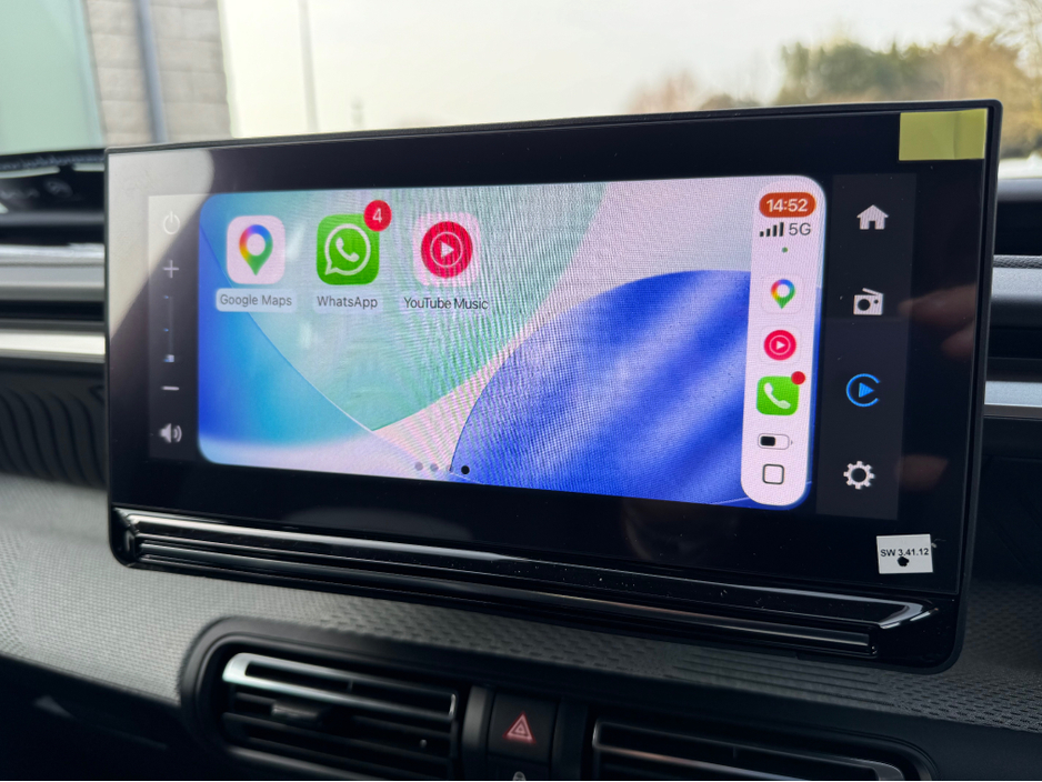 2025 Citroen C3 - image 18