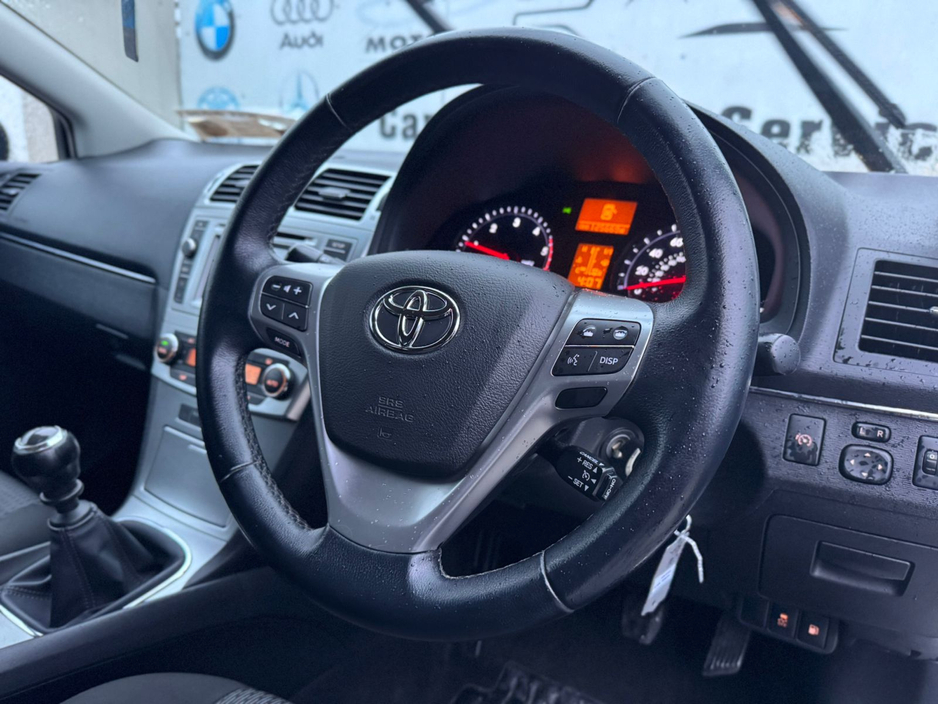 2015 Toyota Avensis 2.0 D-4D ICON ESTATE 5DR OVERMOUNT 126BHP €10,800