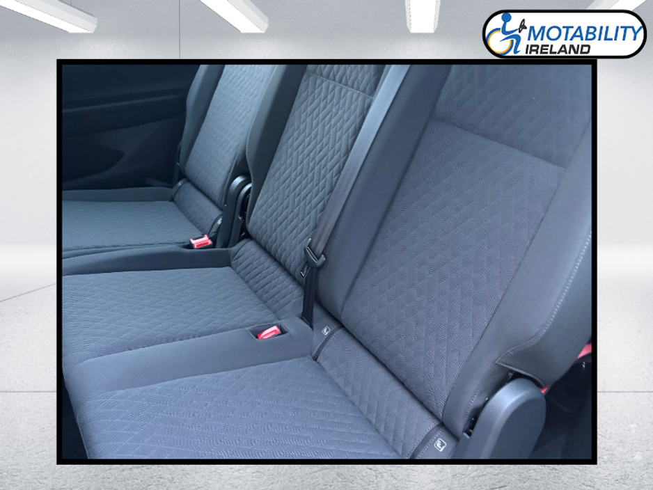 2026 Volkswagen Caddy Maxi 1.5 PHEV Hybrid Wheelchair Accessible  Taxi €66,995