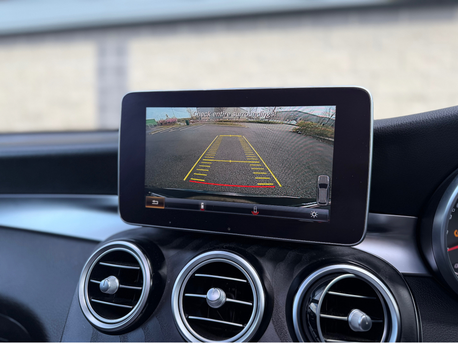 2018 Mercedes-Benz GLC Class - image 26